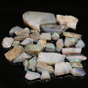 Various Sized Uncut Australian Mintabie Opal Parcel